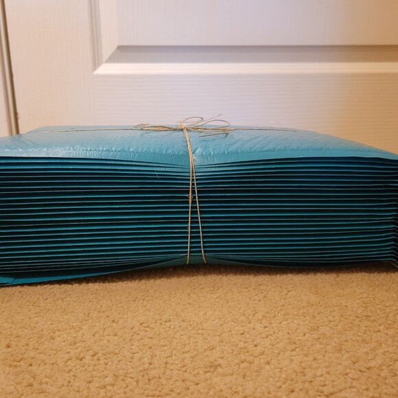 Bubble Mailers - Picture 2 of 3